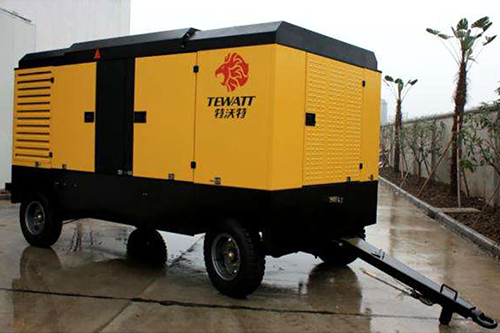 永磁變頻空壓機冷卻器清理方法